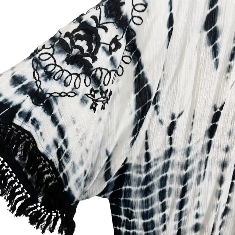 😎 Wonderly Black and White Tie Dye Embroidered Kimono Medium/Large - Picture 4 of 7